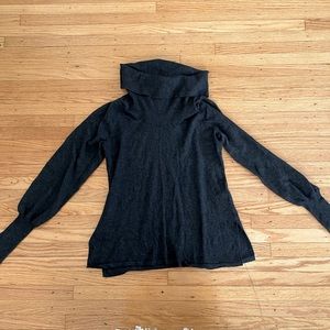 Long Sleeve Turtle Neck Sweater